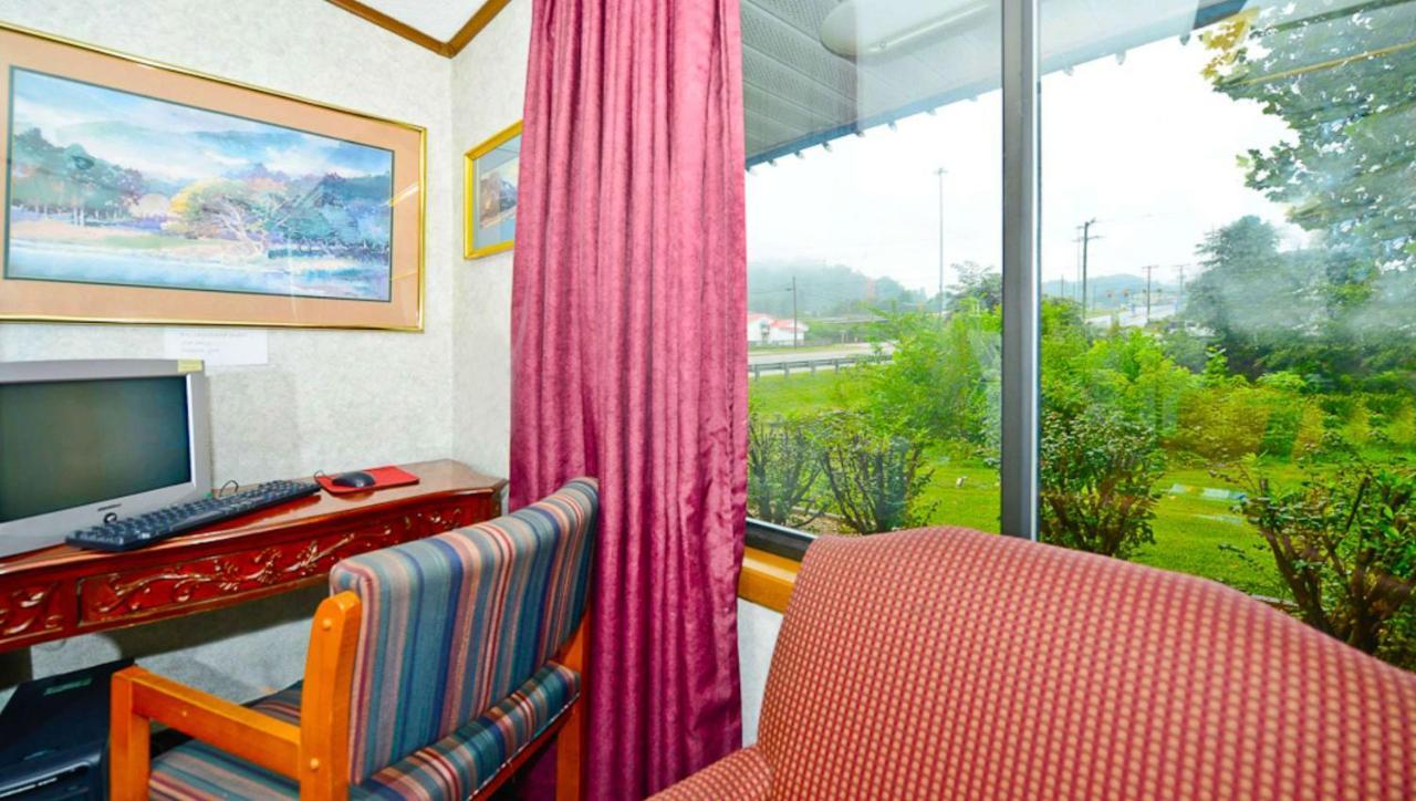 M Star Hotel Covington Экстерьер фото